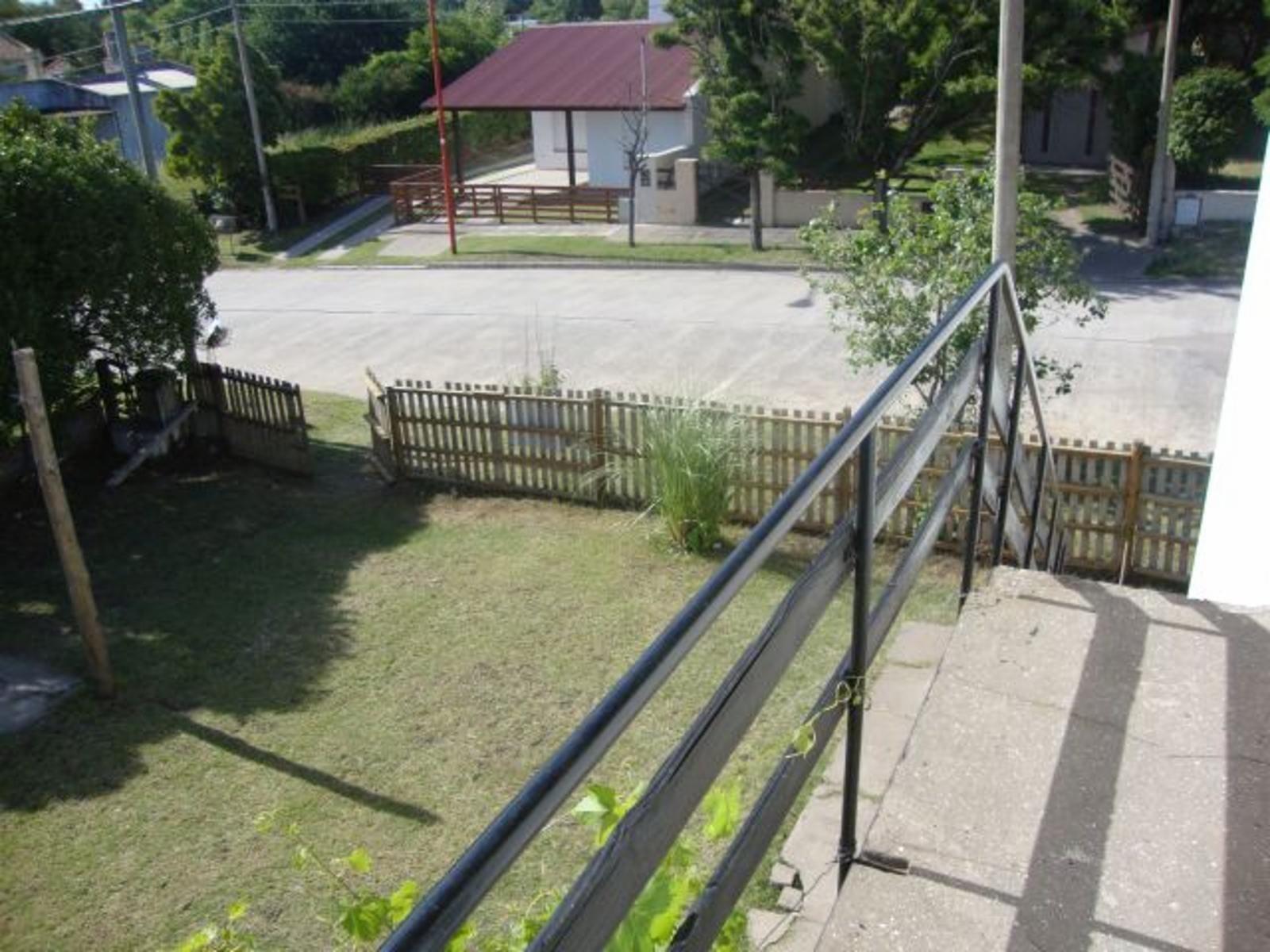8328_630.jpg